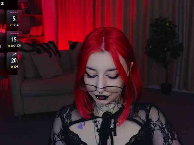 MistressMarcelline webcam