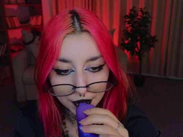 MistressMarcelline webcam