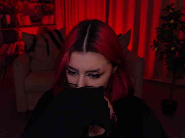 MistressMarcelline webcam