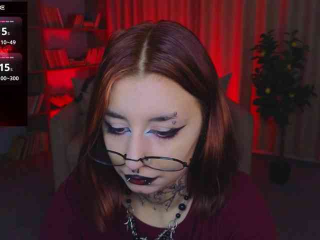 MistressMarcelline webcam