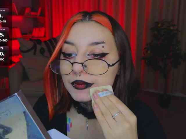MistressMarcelline webcam