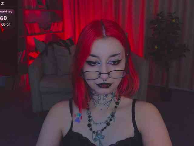 MistressMarcelline webcam
