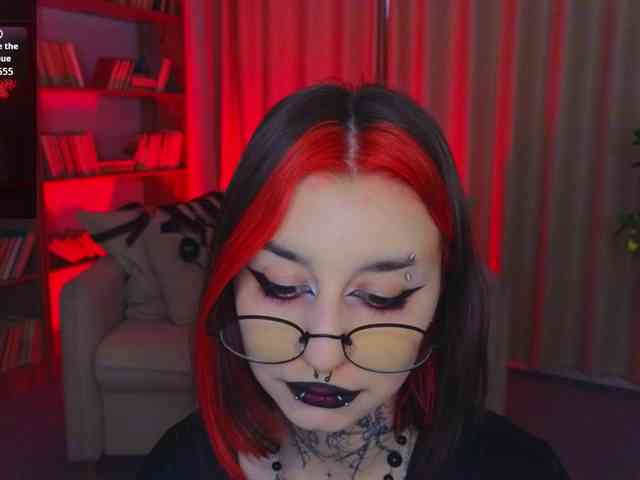 MistressMarcelline webcam
