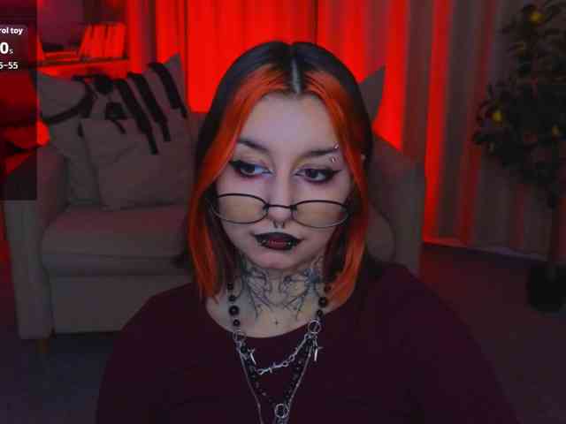 MistressMarcelline webcam