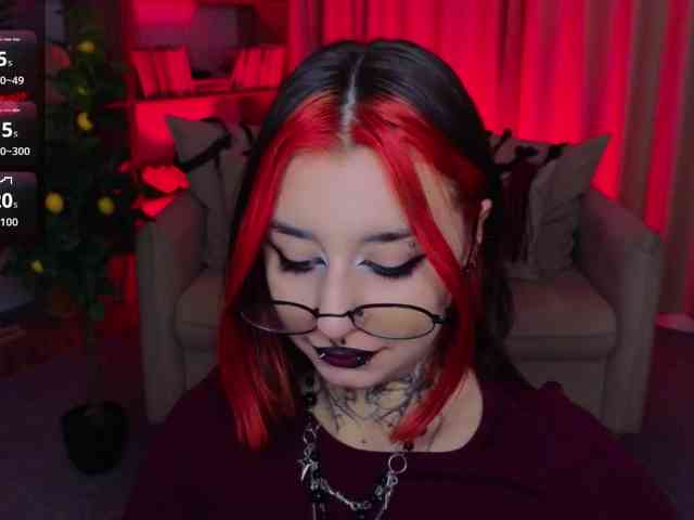 MistressMarcelline webcam