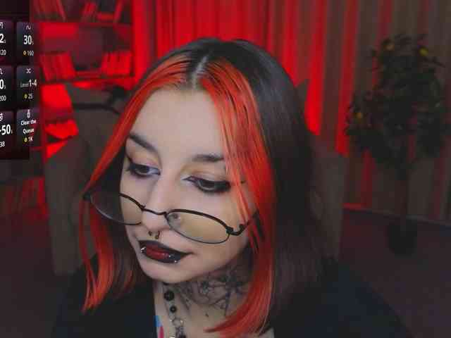 MistressMarcelline webcam