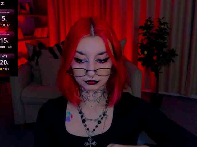 MistressMarcelline webcam
