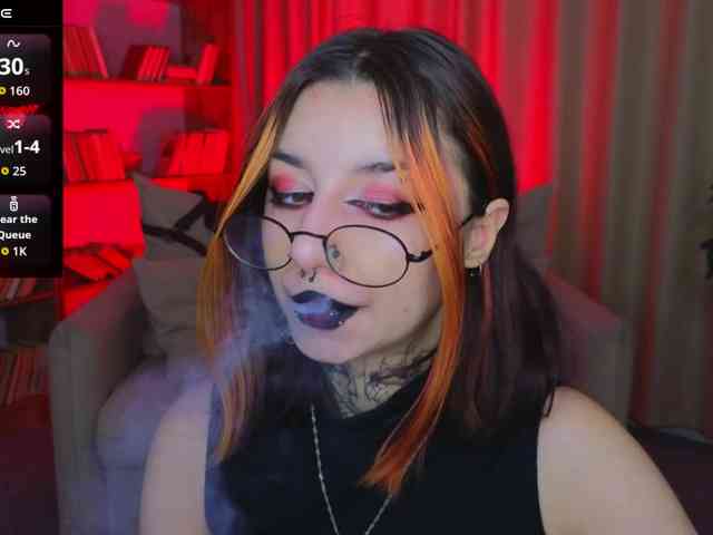 MistressMarcelline webcam