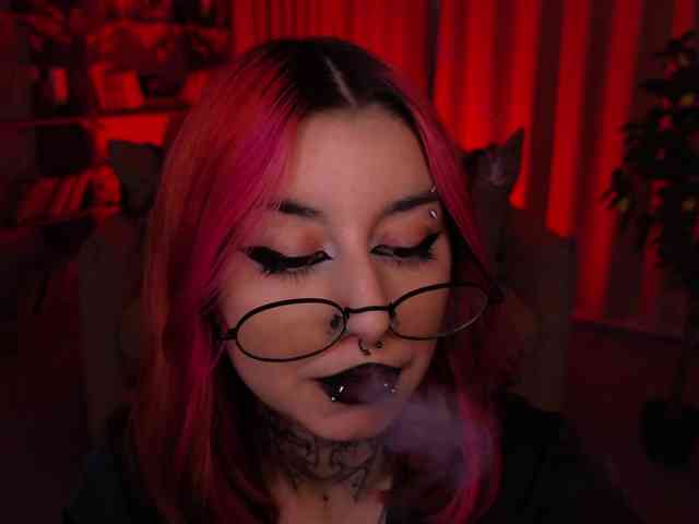 MistressMarcelline webcam