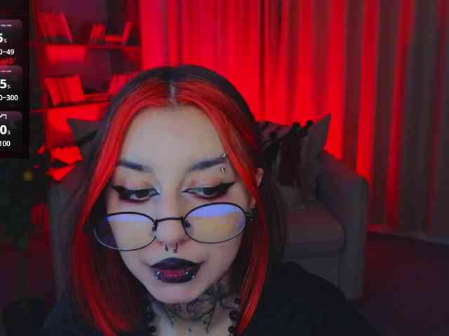 MistressMarcelline webcam