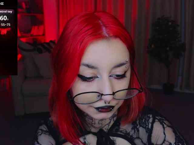 MistressMarcelline webcam