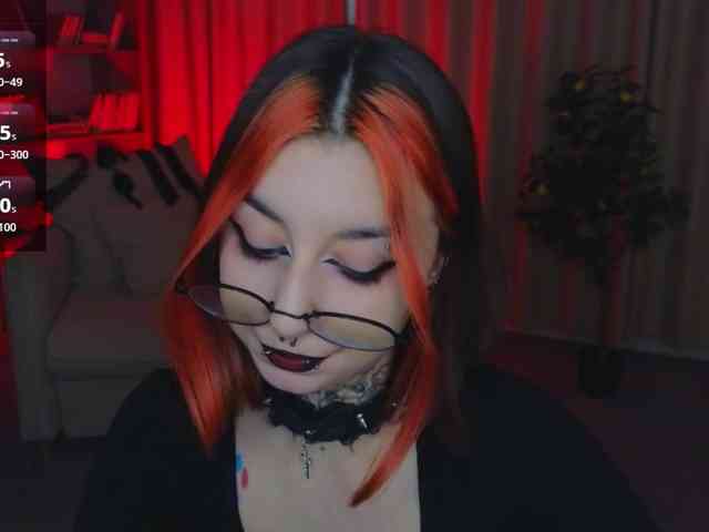 MistressMarcelline webcam