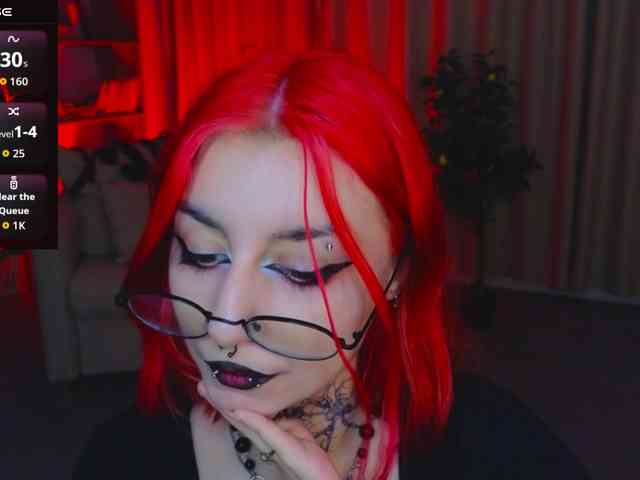 MistressMarcelline webcam