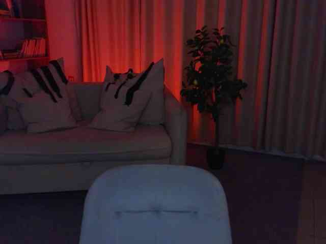 MistressMarcelline webcam