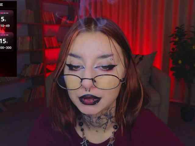 MistressMarcelline webcam