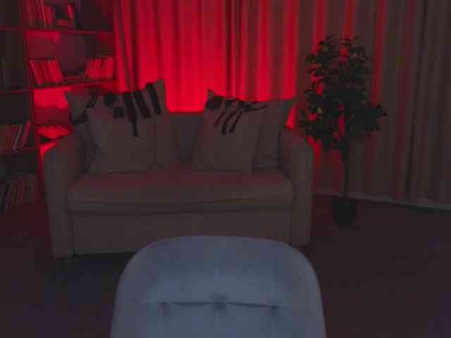 MistressMarcelline webcam