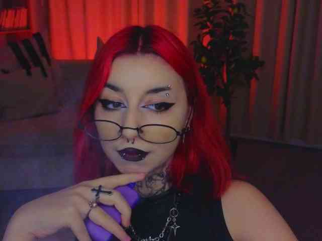 mistressmarcelline's live room