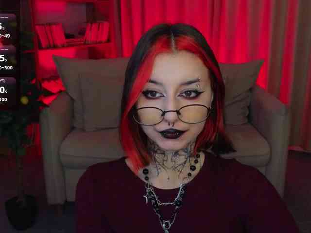 MistressMarcelline webcam