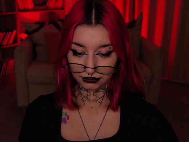 MistressMarcelline webcam