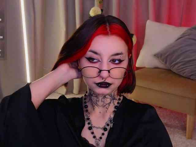 MistressMarcelline MistressMarcelline
