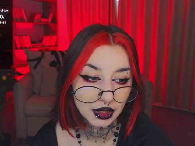 MistressMarcelline webcam