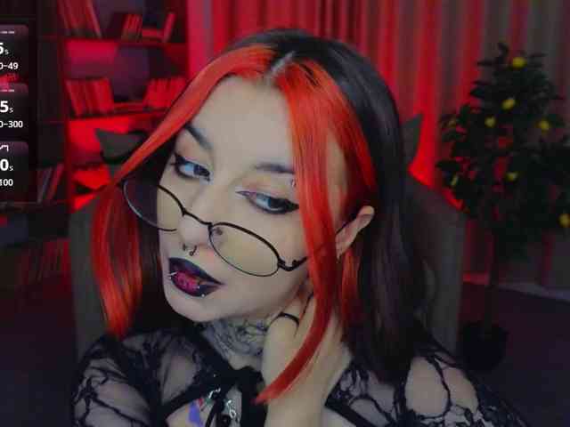 MistressMarcelline - Girl 