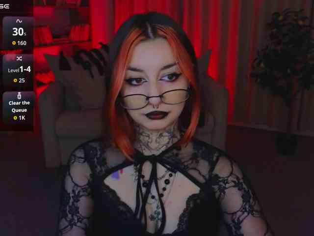MistressMarcelline webcam