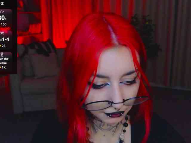 MistressMarcelline webcam