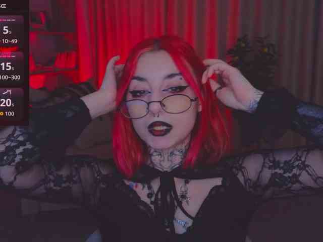 MistressMarcelline webcam