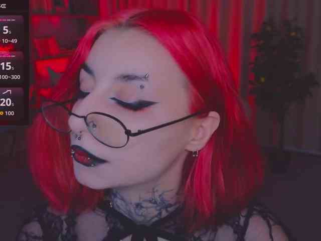 MistressMarcelline webcam