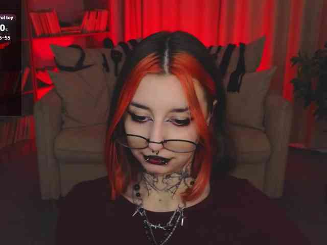 MistressMarcelline webcam