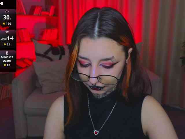 MistressMarcelline webcam