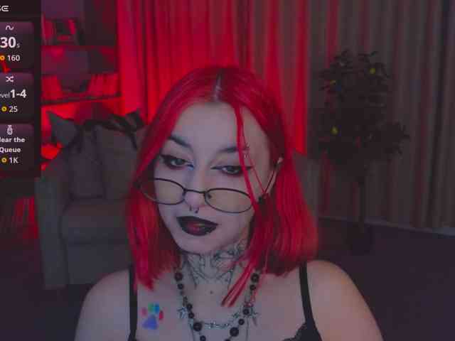 MistressMarcelline webcam