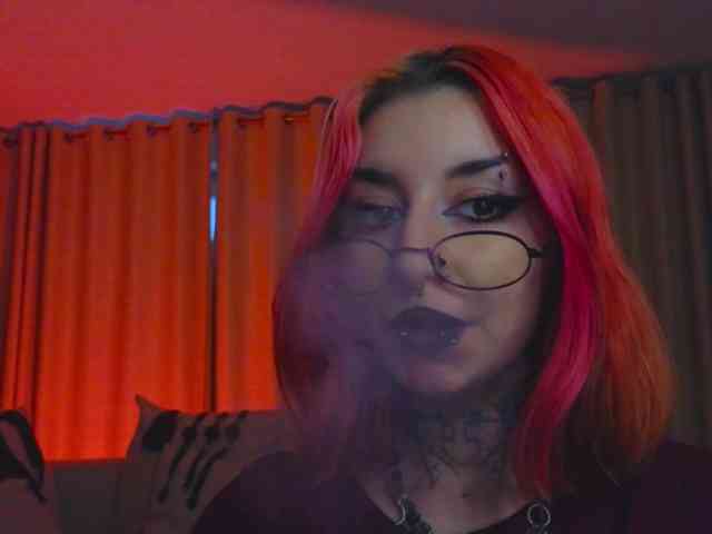 MistressMarcelline webcam