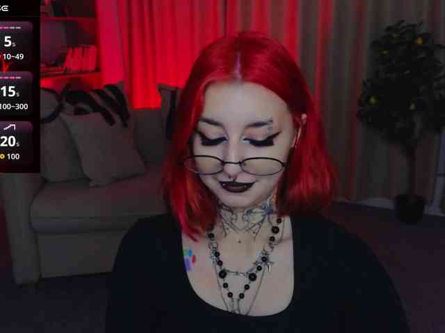MistressMarcelline webcam