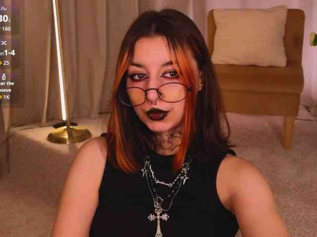 MistressMarcelline webcam