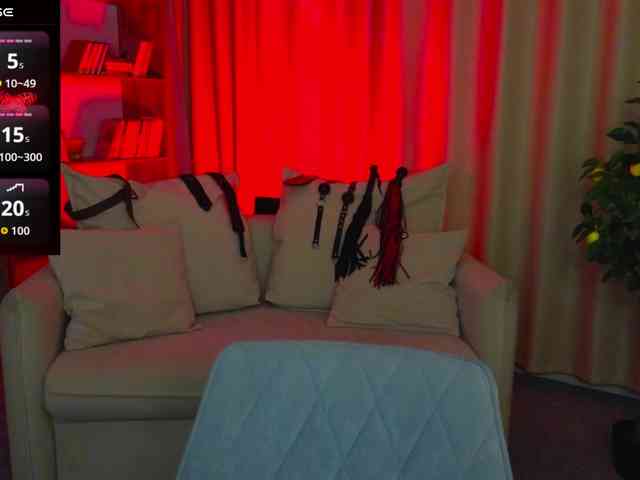 MistressMarcelline webcam