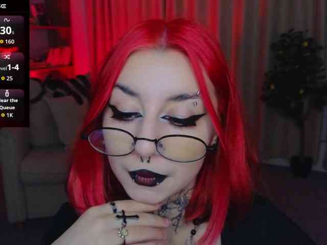 MistressMarcelline webcam