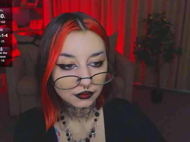MistressMarcelline webcam