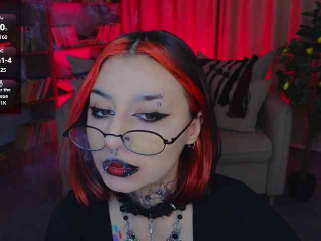 MistressMarcelline webcam