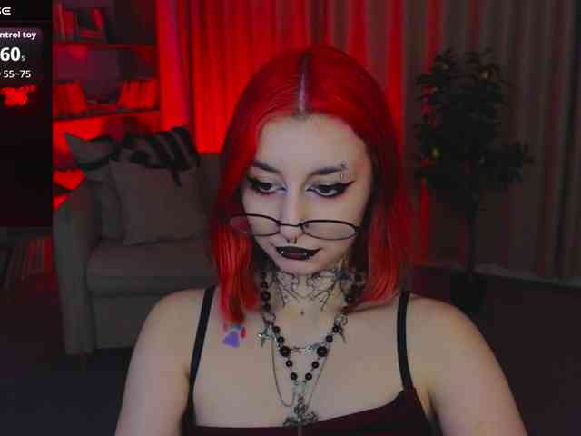 MistressMarcelline webcam