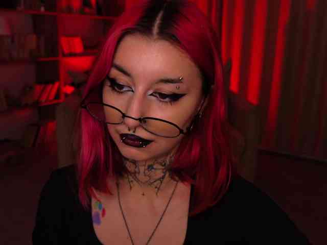 MistressMarcelline MistressMarcelline
