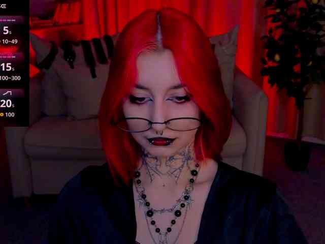 MistressMarcelline webcam