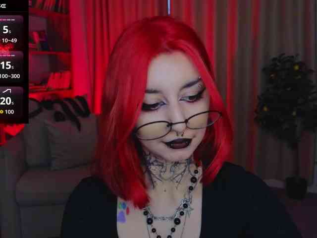 MistressMarcelline webcam