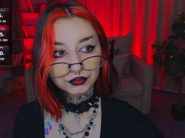 MistressMarcelline webcam