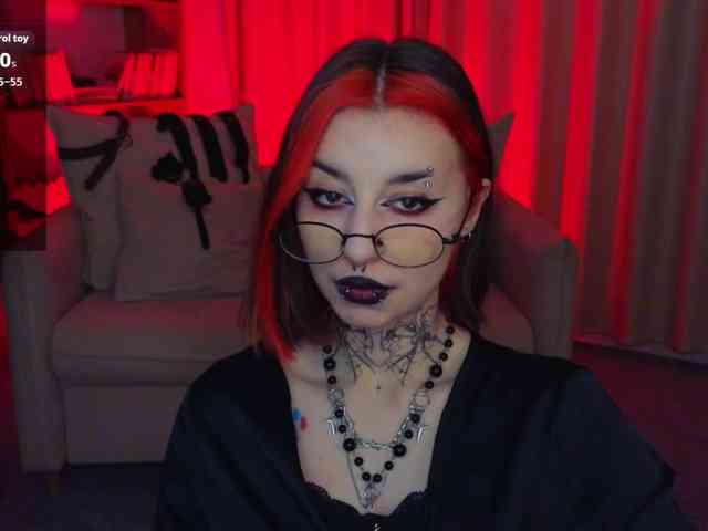 MistressMarcelline webcam