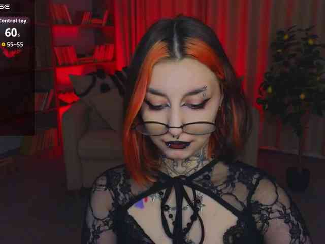 MistressMarcelline webcam