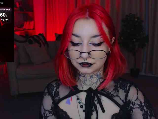 MistressMarcelline webcam