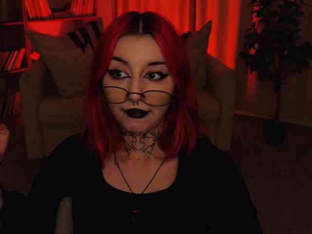 MistressMarcelline webcam