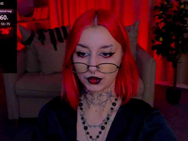 MistressMarcelline webcam
